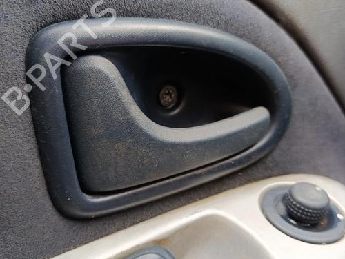 Poignée intérieure avant gauche Poignée intérieure avant gauche RENAULT CLIO II (BB_, CB_) 2.0 16V Sport (CB0M) (169 hp) 34606707 34606707