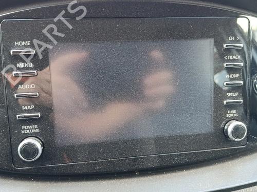 Used Radio Radio TOYOTA AYGO X (_B7_) 1.0 VVT-i (KGB70) (72 hp) 34607582 34607582
