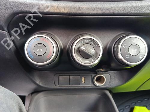 Used Climate control Climate control TOYOTA AYGO X (_B7_) 1.0 VVT-i (KGB70) (72 hp) 34607580 34607580
