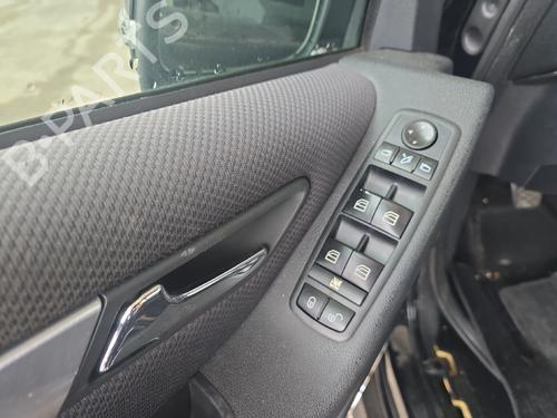 Used Left front window switch Left front window switch MERCEDES-BENZ B-CLASS Sports Tourer (W245) B 150 (245.231) (95 hp) 34613336 34613336