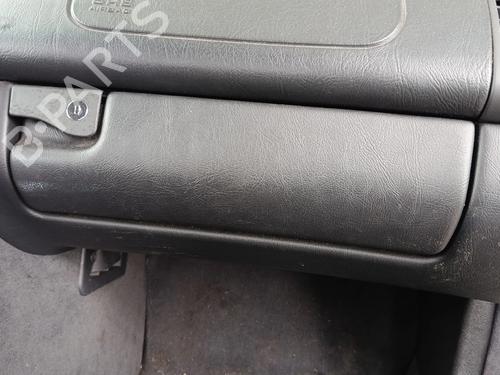 Used Glove box Glove box MERCEDES-BENZ CLK (C208) CLK 200 (208.335) (136 hp) 34613904 34613904
