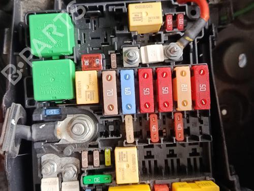 Used Fuse box Fuse box PEUGEOT 308 II (LB_, LP_, LW_, LH_, L3_) 1.2 THP 110 (110 hp) 34614290 34614290