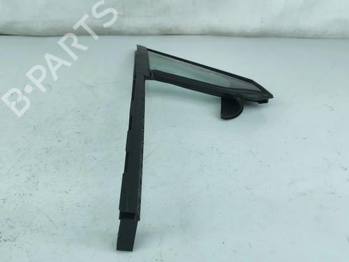front-right-quarter-glass-peugeot-2008-i-cu_-2013-34522211 main image