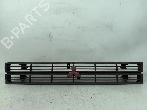 Used Grille Grille 33964107 33964107