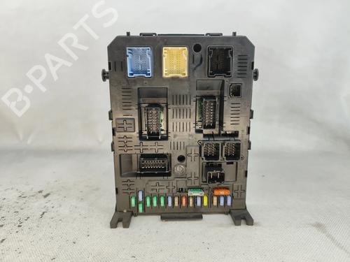 Used Fuse box Fuse box CITROËN C5 III (RD_) 2.0 HDi 140 (RDRHF8, RDRHFA, RDRHA8, RDRHAJ) (140 hp) 34692389 34692389