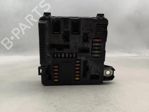 Used Fuse box Fuse box RENAULT MEGANE II Estate (KM0/1_) 1.5 dCi (KM0F, KM0T, KM2B) (82 hp) 30175844 30175844