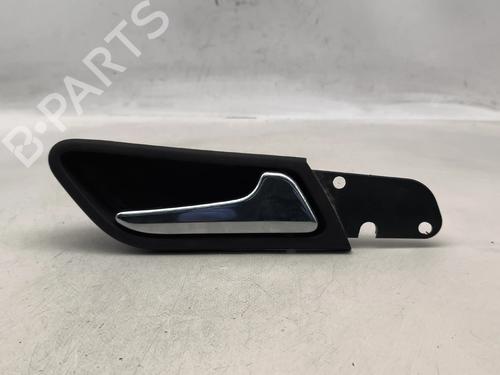 Højre fortil invendig håndtag Højre fortil invendig håndtag MERCEDES-BENZ B-CLASS Sports Tourer (W245) B 180 CDI (245.207) (109 hp) 34717204 34717204