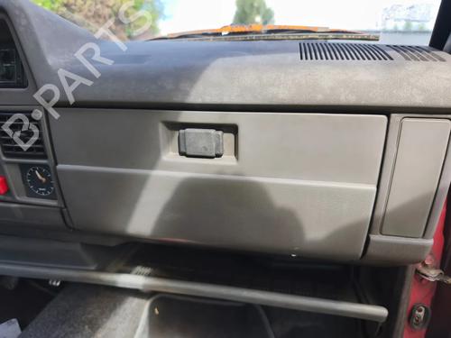 Used Glove box Glove box OPEL CORSA A Hatchback (S83) 1.0 (F08, M08, F68, M68) (45 hp) 34720733 34720733