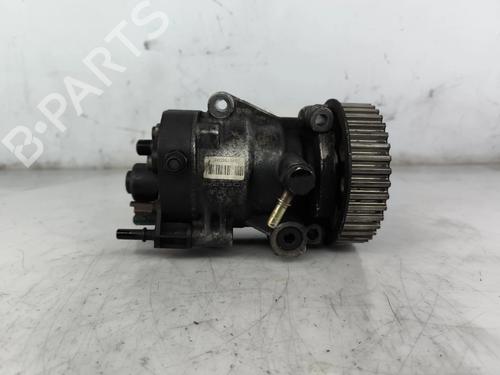Used Injection pump Injection pump RENAULT MEGANE II Estate (KM0/1_) 1.5 dCi (KM0F, KM0T, KM2B) (82 hp) 30175843 30175843