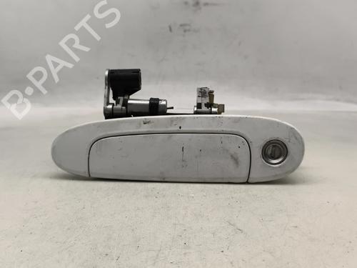 front-left-exterior-door-handle-toyota-yaris-_p1_-1999-2000-2001-2002-2003-2004-2005-35738918 main image