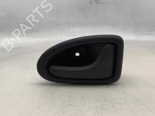 Used Rear right interior door handle Rear right interior door handle RENAULT CLIO II (BB_, CB_) 1.9 D (B/CB0E, BB0J) (64 hp) 35739233 35739233