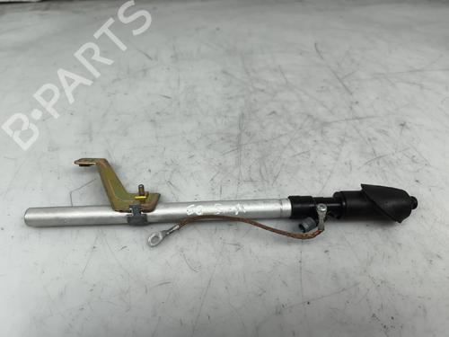 Antenne/Base Antenne/Base MERCEDES-BENZ C-CLASS (W202) C 180 (202.018) (122 hp) 35738887 35738887