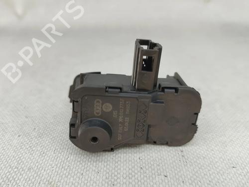 Fuel door actuator VW T-ROC (A11, D11) 1.0 TSI | BP35739016E18 - Image 2