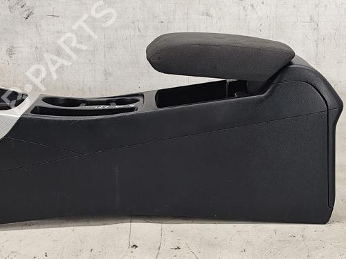 middle-console-audi-a4-b8-avant-8k5-2007-2008-2009-2010-2011-2012-2013-2014-2015-2016-2017-35777130 main image