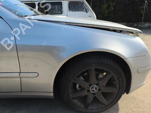 right-front-fenders-mercedes-benz-c-class-coupe-cl203-2001-2002-2003-2004-2005-2006-2007-2008-2009-2010-2011-35795170 main image