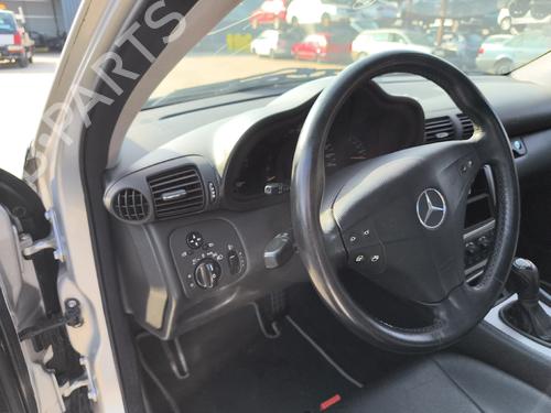 Used Dashboard Dashboard MERCEDES-BENZ C-CLASS Coupe (CL203) C 220 CDI (203.706) (143 hp) 35795186 35795186