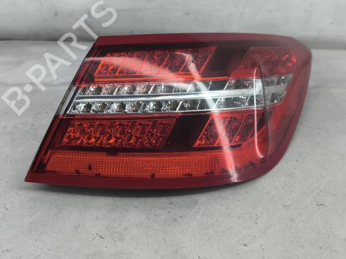 right-taillight-mercedes-benz-e-class-coupe-c207-2009-2010-2011-2012-2013-2014-2015-2016-35793290 main image