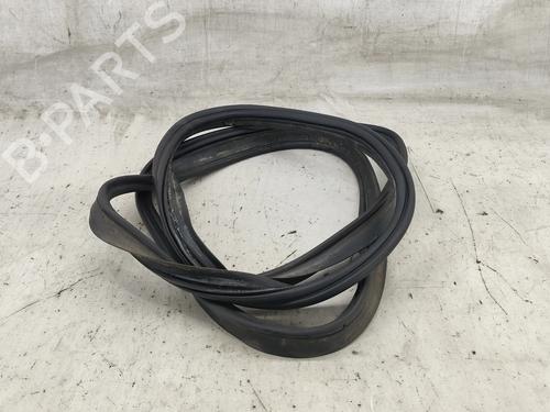 rubber-door-seal-audi-a4-b8-avant-8k5-2007-2008-2009-2010-2011-2012-2013-2014-2015-2016-2017-35784476 main image