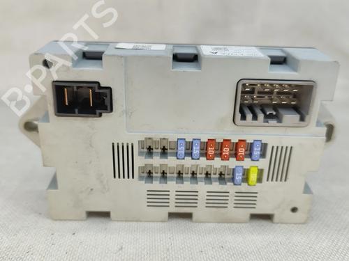 Used Fuse box Fuse box LAND ROVER RANGE ROVER EVOQUE (L538) 2.0 4x4 (241 hp) 35776249 35776249