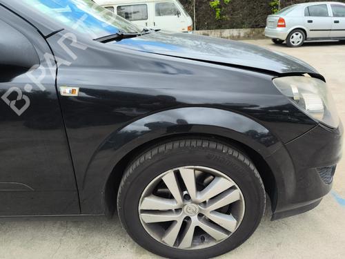 Forskærm Højre Forskærm Højre OPEL ASTRA H Estate (A04) 1.7 CDTI (L35) (125 hp) 35805057 35805057