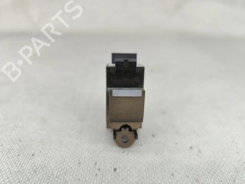 Used Right rear window switch Right rear window switch 35776265 35776265