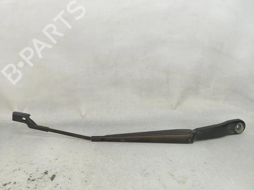 Used Front windshield wiper arm Front windshield wiper arm 35776350 35776350