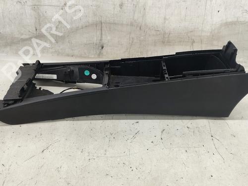 middle-console-mercedes-benz-e-class-coupe-c207-2009-2010-2011-2012-2013-2014-2015-2016-35805025 main image