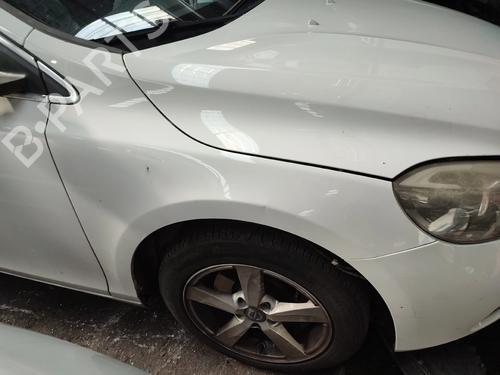 right-front-fenders-volvo-v40-hatchback-525-2012-2013-2014-2015-2016-2017-2018-2019-35899154 main image
