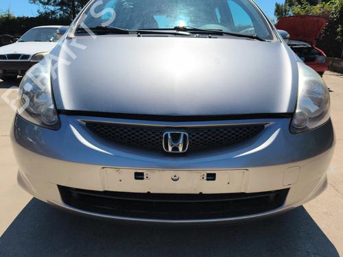 Used Front bumper Front bumper HONDA JAZZ II (GD_, GE3, GE2) 1.2 i-DSI (GD5, GE2) (78 hp) 35916452 35916452