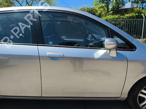 Used Right front door Right front door HONDA JAZZ II (GD_, GE3, GE2) 1.2 i-DSI (GD5, GE2) (78 hp) 35916454 35916454