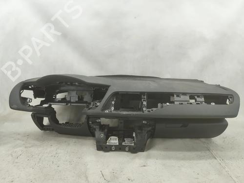 Used Dashboard Dashboard 35932525 35932525