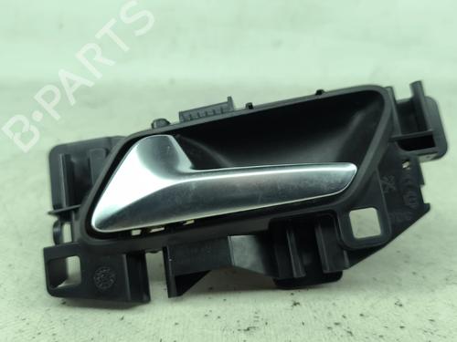 Used Front left interior door handle Front left interior door handle OPEL CORSA F (P2JO) 1.2 (68) (101 hp) 35770502 35770502