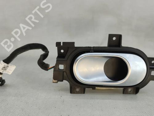 front-right-interior-door-handle-smart-3-2023-35932718 main image