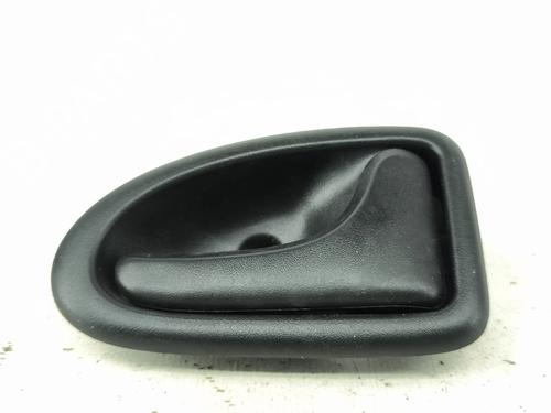 Used Front right interior door handle Front right interior door handle RENAULT MEGANE I Grandtour (KA0/1_) 1.4 16V (KA0D, KA1H, KA0W, KA10) (95 hp) 34582184 34582184