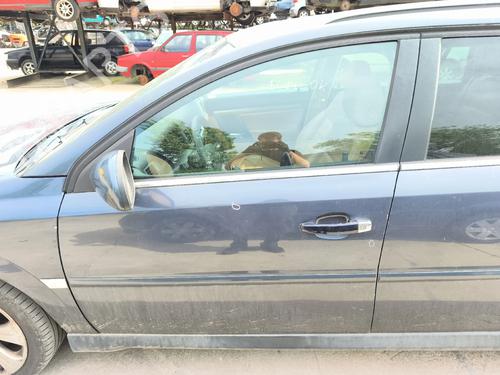 Used Left front door Left front door OPEL VECTRA C Estate (Z02) 1.9 CDTI (F35) (150 hp) 36025988 36025988