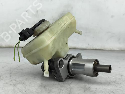 Used Brake master cylinder Brake master cylinder AUDI A4 B8 (8K2) 2.7 TDI (190 hp) 35814468 35814468