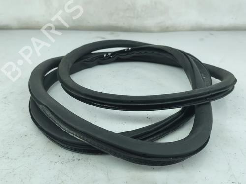 Used Rubber door seal Rubber door seal SEAT EXEO ST (3R5) 2.0 TDI (120 hp) 36047495 36047495
