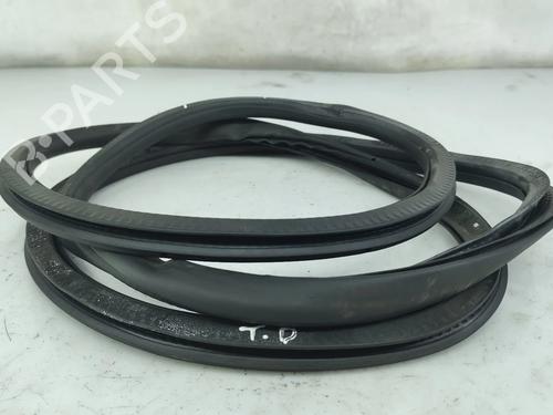 Used Rubber door seal Rubber door seal SEAT EXEO ST (3R5) 2.0 TDI (120 hp) 36047496 36047496