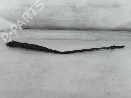 Used Front windshield wiper arm Front windshield wiper arm 36051595 36051595
