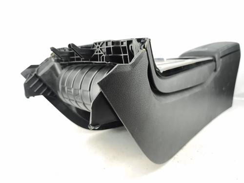 Middle console MERCEDES-BENZ CLA (C118) CLA 180 d (118.310) | BP36115353I22 - Image 3