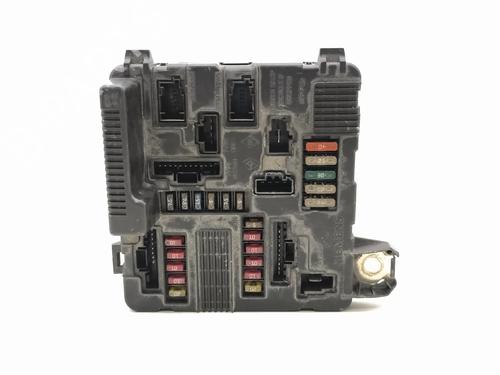 Used Fuse box Fuse box 36138398 36138398