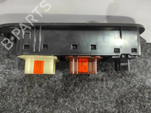 Left front window switch DACIA DUSTER (HS_) 1.2 TCe 125 | BP36186389I27 - Image 3