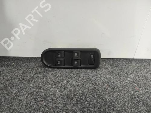 Venstre fortil elrude kontakt Venstre fortil elrude kontakt DACIA DUSTER (HS_) 1.2 TCe 125 (125 hp) 36186389 36186389