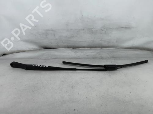 Used Front windshield wiper arm Front windshield wiper arm 36232378 36232378