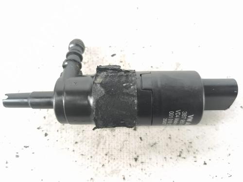 washer-pump-audi-a4-b8-8k2-2007-2008-2009-2010-2011-2012-2013-2014-2015-2016-2017-35901895 main image