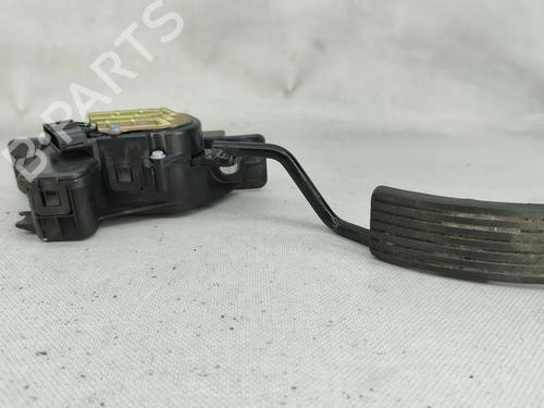 Used Pedal Pedal MITSUBISHI GRANDIS (NA_W) 2.0 DI-D (NA8W) (136 hp) 36232645 36232645