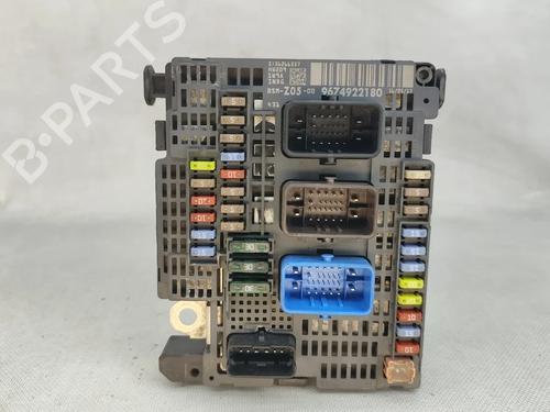 Used Fuse box Fuse box 36263653 36263653