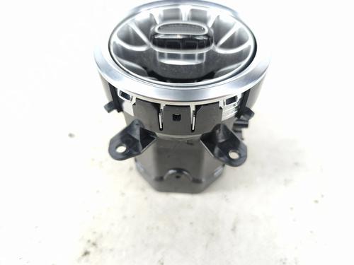 Air vent MERCEDES-BENZ CLA (C118) CLA 180 d (118.310) | BP36138488I21 - Image 2