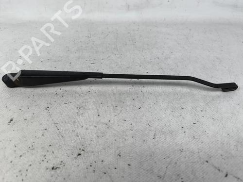 Used Front windshield wiper arm Front windshield wiper arm 36092931 36092931