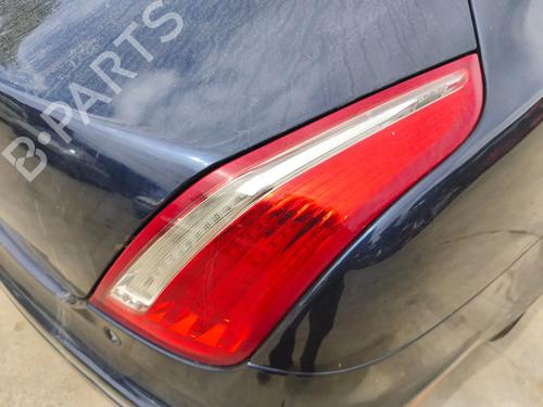 right-taillight-jaguar-xj-x351-2009-36410740 main image